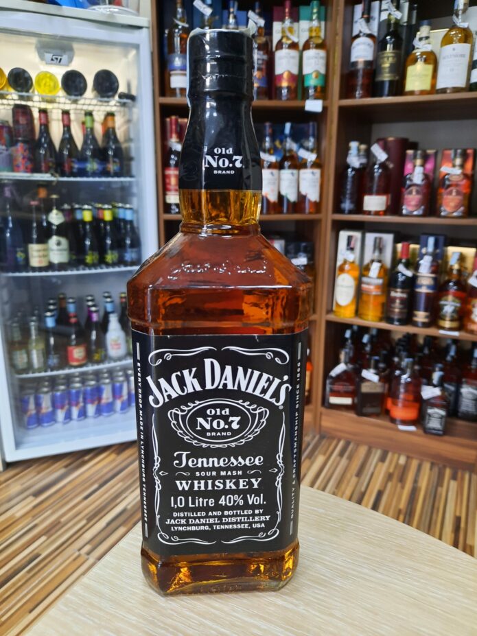 Виски Џек Даниелс 1л.