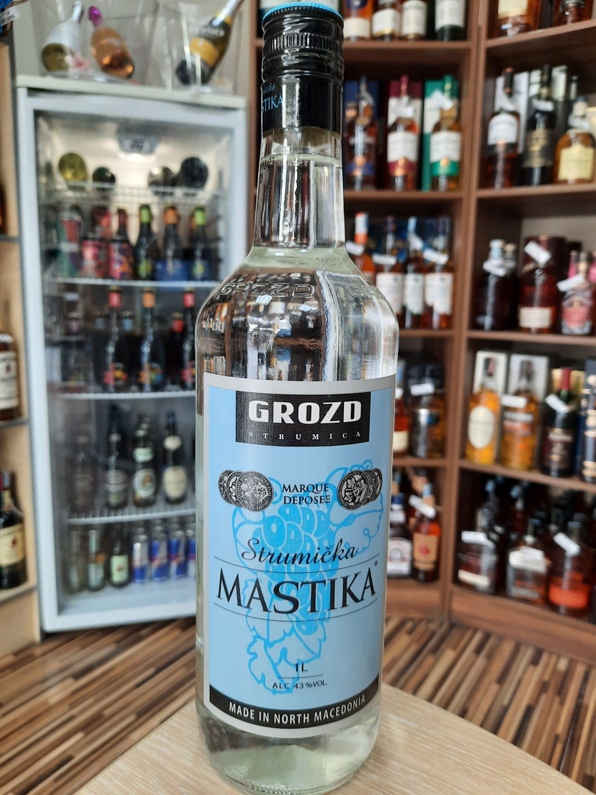 Мастика Грозд 1л.