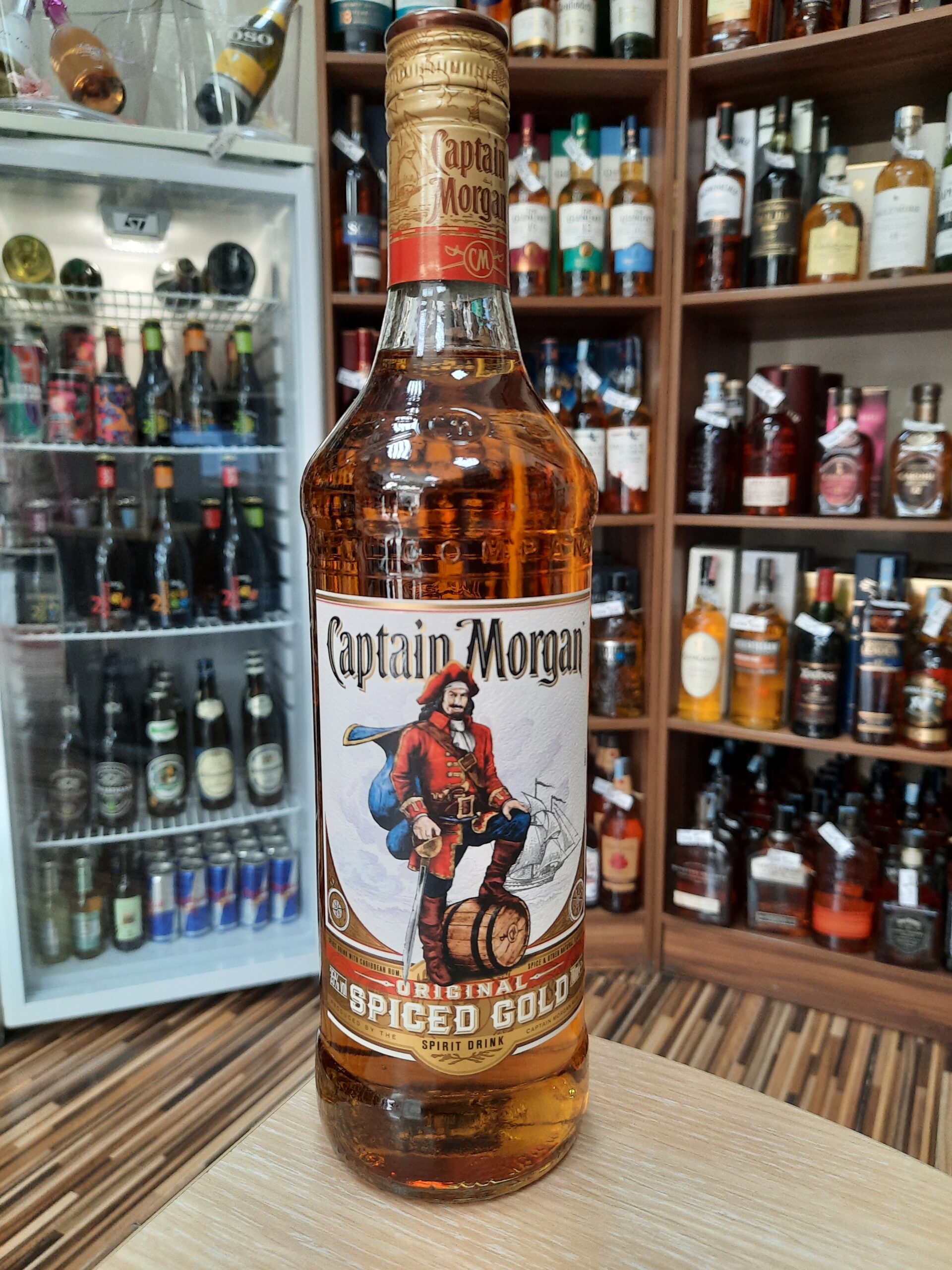 Рум Кептн Морган Голд 0.7л