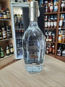 Водка Пјурити 0.7л