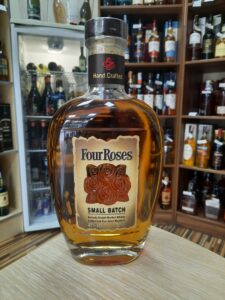 Виски Фоур Роузис Смол Бач 0.7л