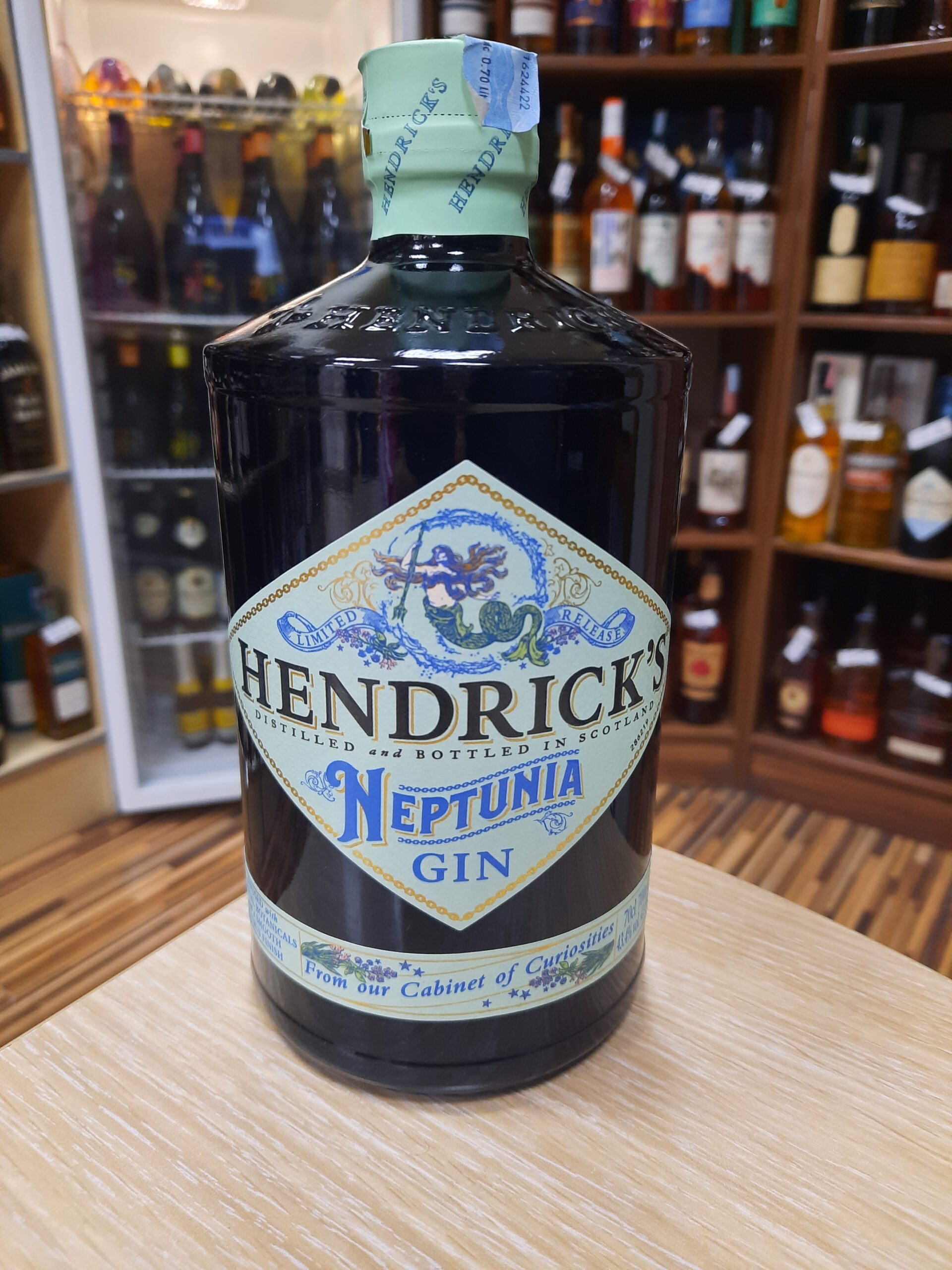 Џин Хендрикс Нептуниа 0.7л