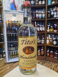 Водка Титос 1л