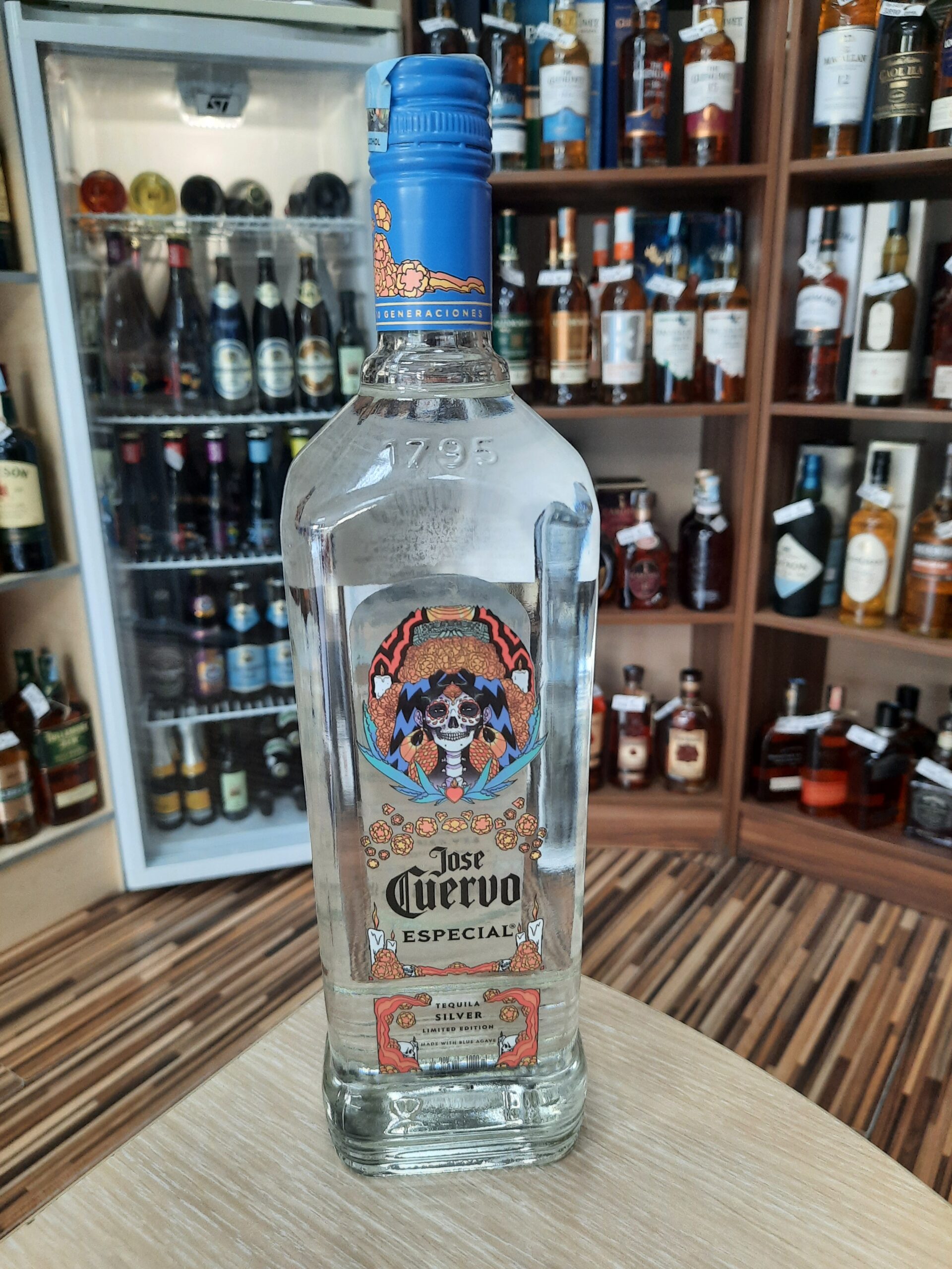 Текила Хозе Куерво силвер 1л.