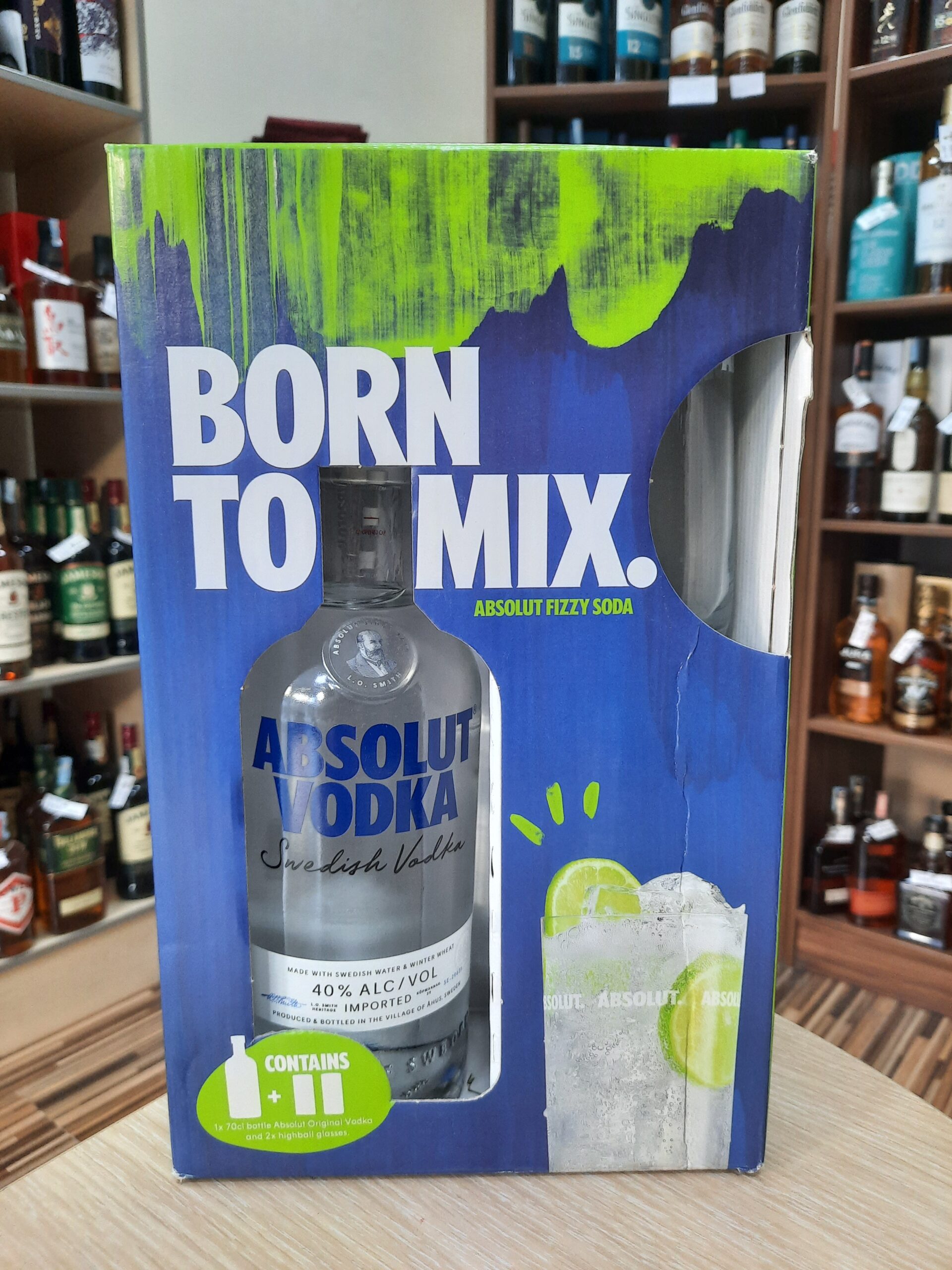 Водка Абсолут со 2 чаши 0.7л