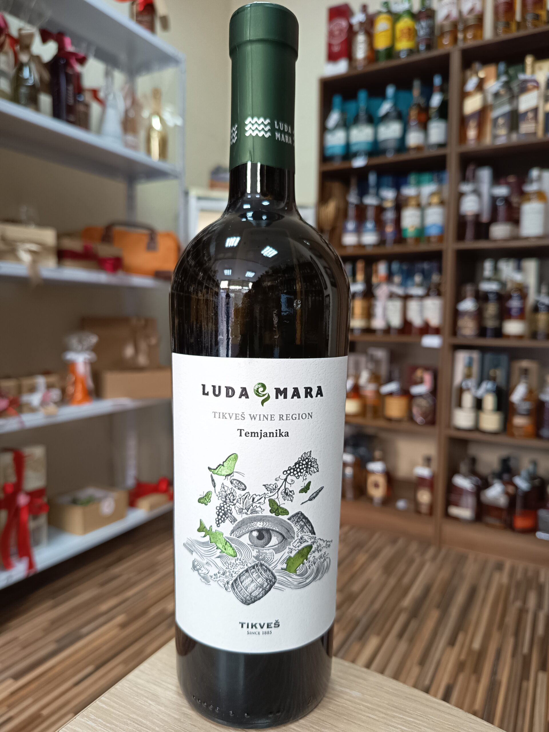 Вино Тиквеш Луда Мара Темјаника 0.75л