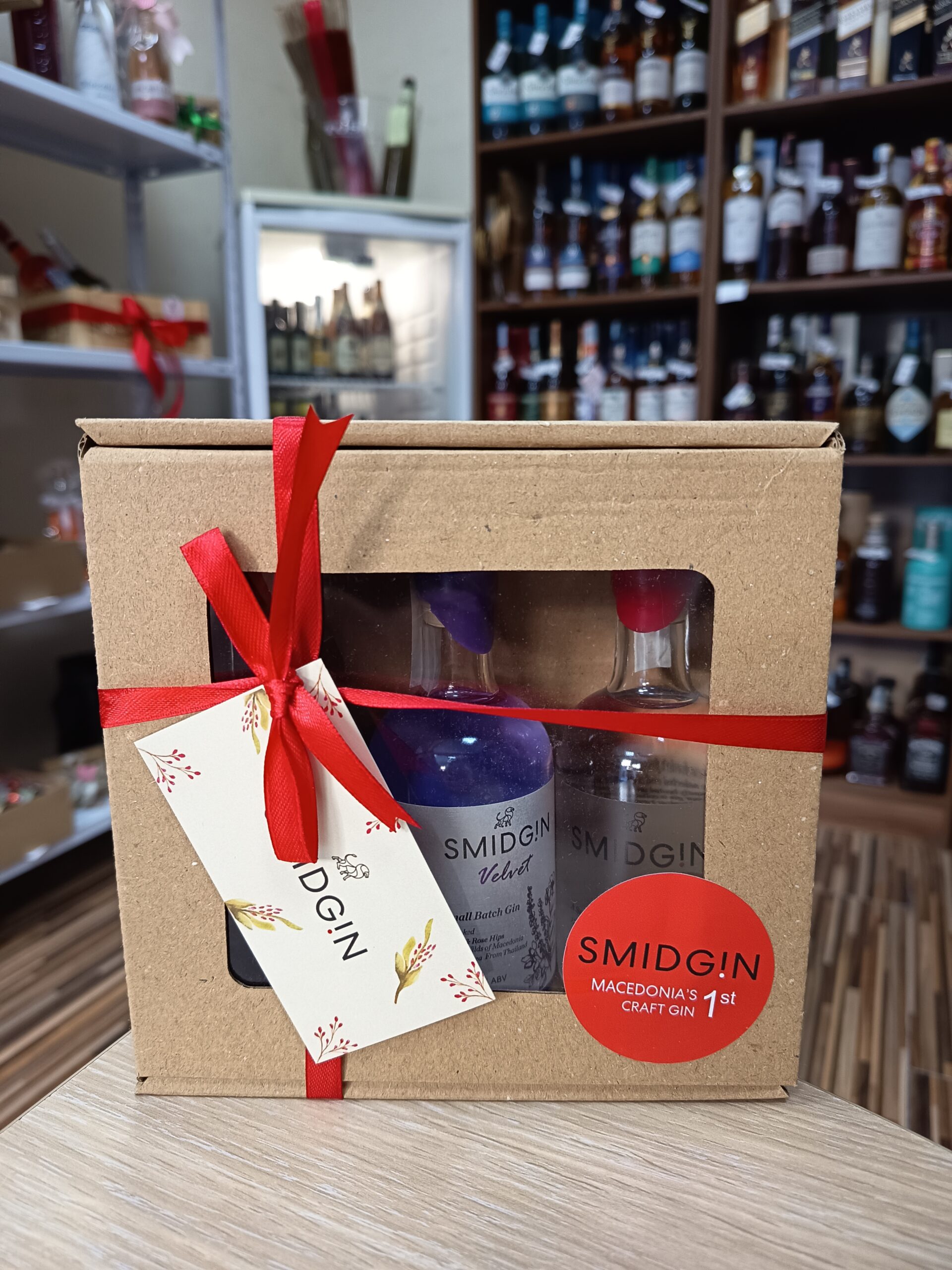 Џин Смидџин кутија со 3 џин од 0.1л