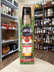 Рум Бакарди Спајс со 1 чаша 0.7л