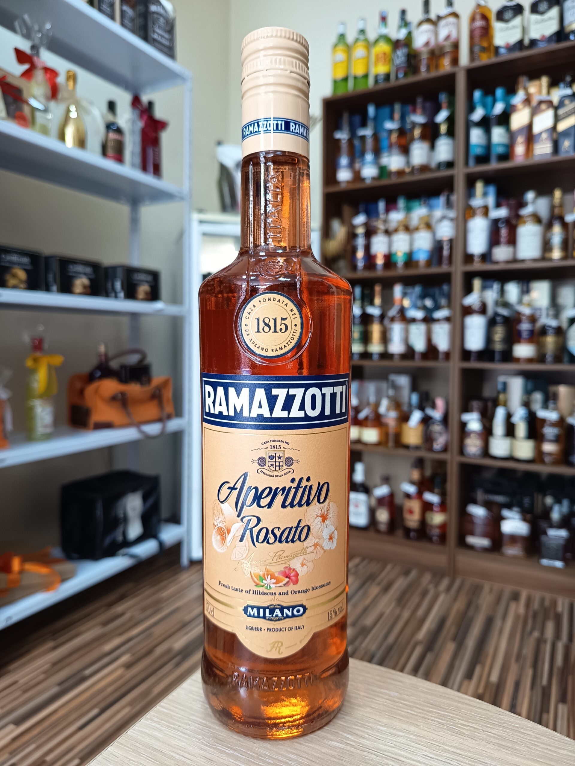 Ликер Рамаѕоти Аперитиво Розато 0.7л