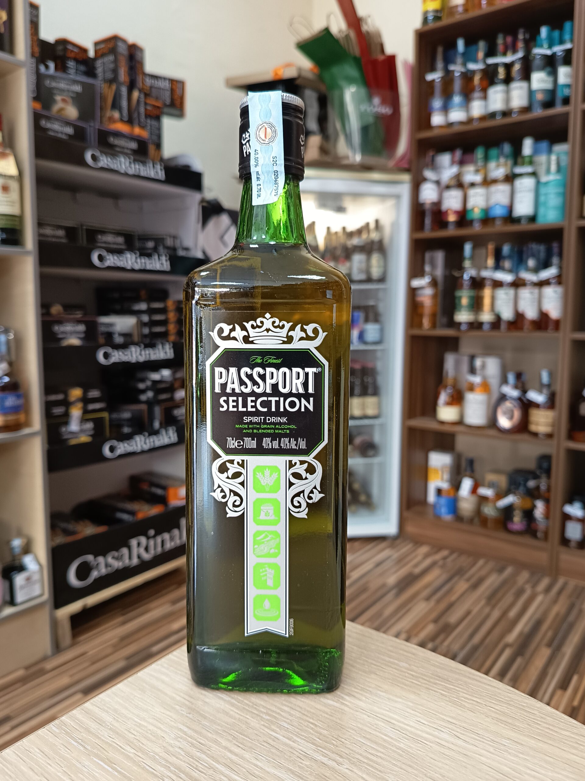 Виски Паспорт Скоч 0.7л